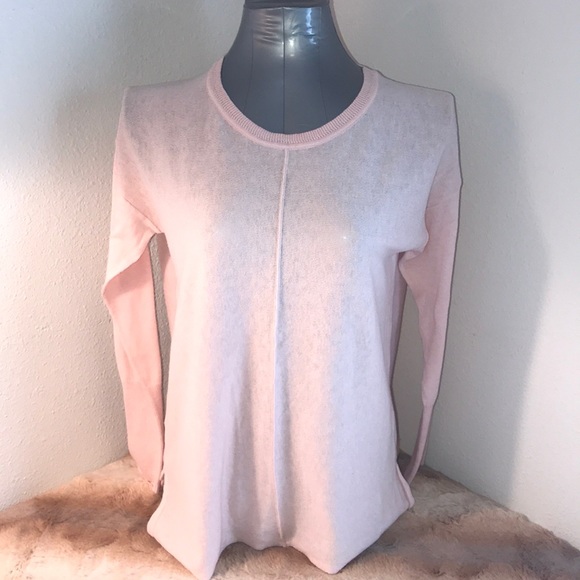 GAP Tops - Gap sweater size M